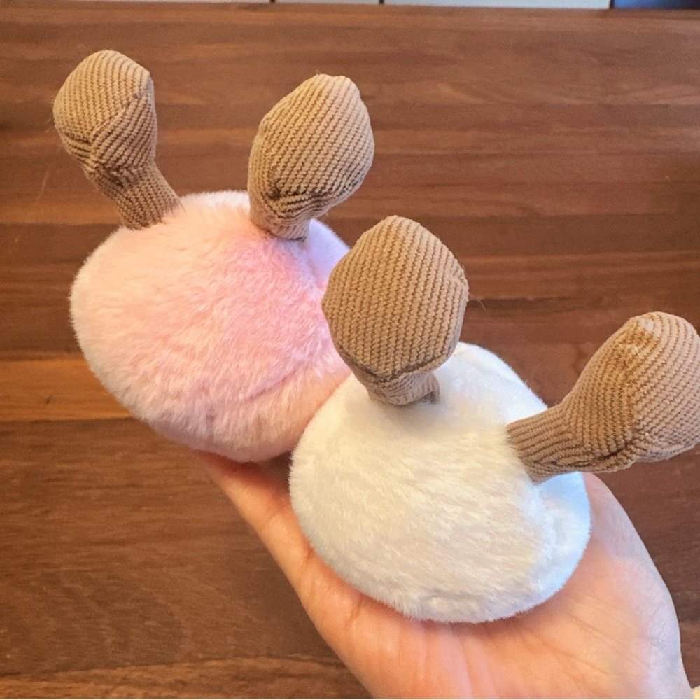 Pair of Marshmallows Plush Keychain Cute Kawaii Bag Charm Gift New - Picture 4 of 7